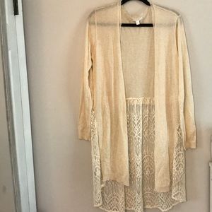 CREAM AND LACE LONG SLEEVE CARDIGAN